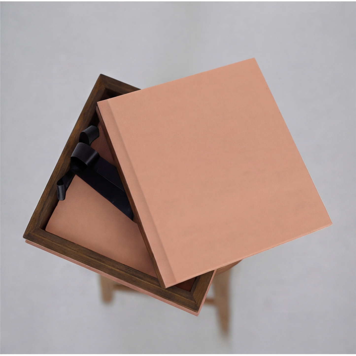 Box Madeira com Couro
