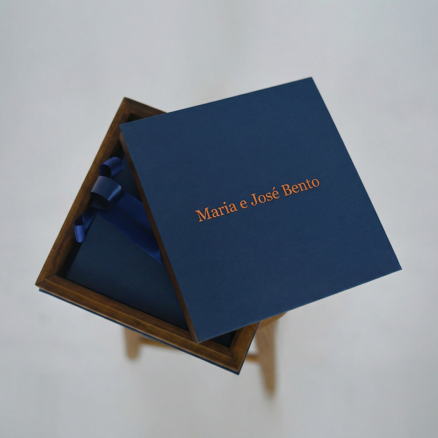Box Madeira com revestimento